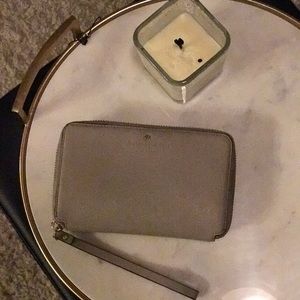 Kate Spade bifold wristlet