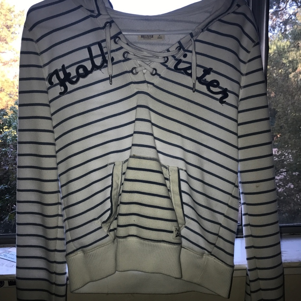 Hollister sweatshirt