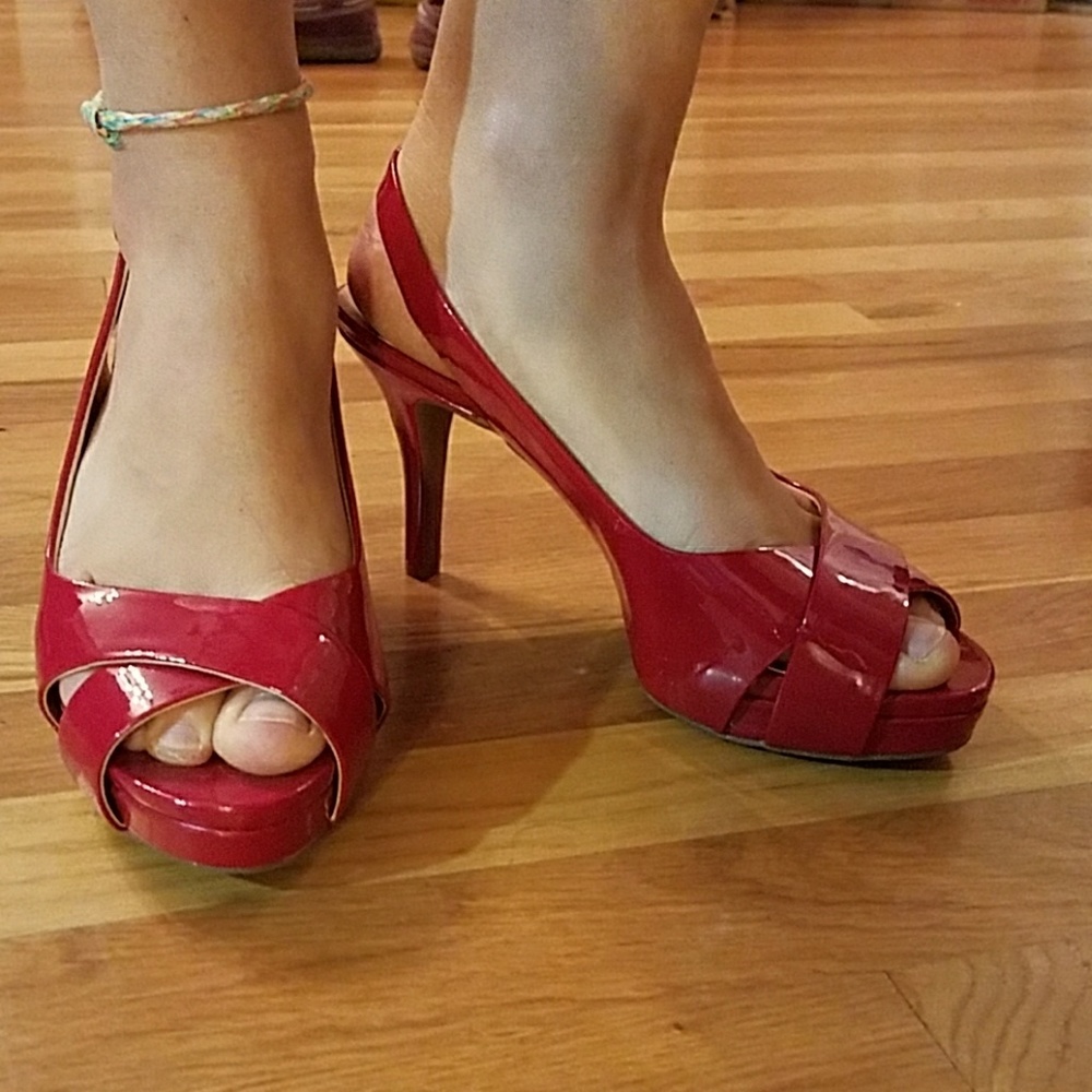 ❤Red Franco Sarto sling back heels❤
