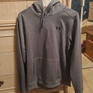 Ladies medium under armour hoodie