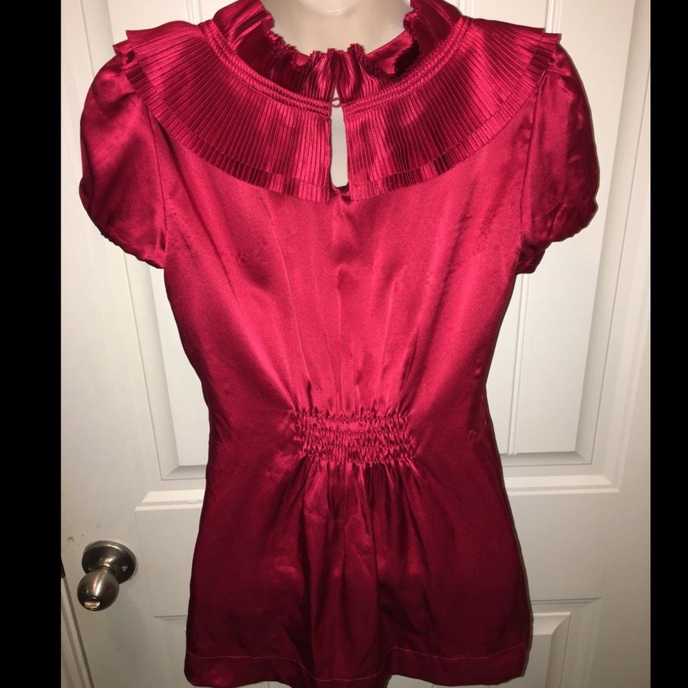❤️💋 BCBG MaxAzria Red 100% Silk Ruffled Top - Picture 4 of 7