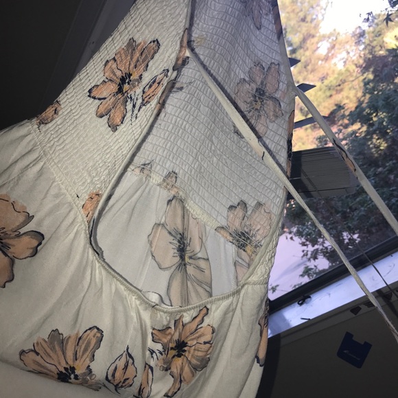 Tilly's romper - Picture 4 of 4