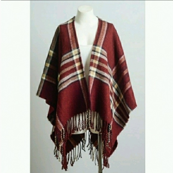 Beautiful Plaid Ruana/Scarf - Picture 6 of 7