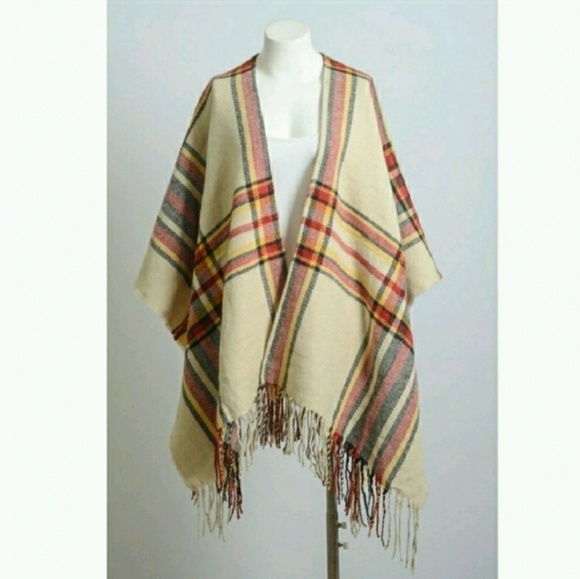 Beautiful Plaid Ruana/Scarf - Picture 7 of 7