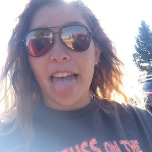 Meet your Posher, Melinda