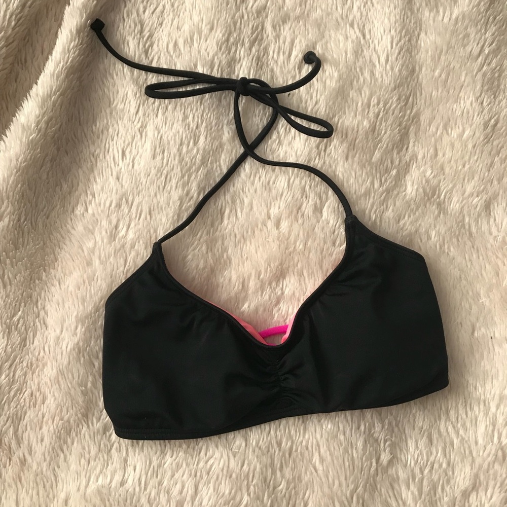❌ SOLD on Mercari ❌ VS Bikini Set!