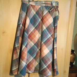 Vintage Plaid A-Line Wool Blend Midi Skirt