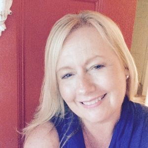 Meet your Posher, Suzanne