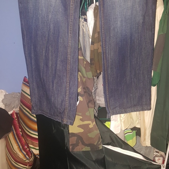 Rocawear Jeans - Picture 3 of 3