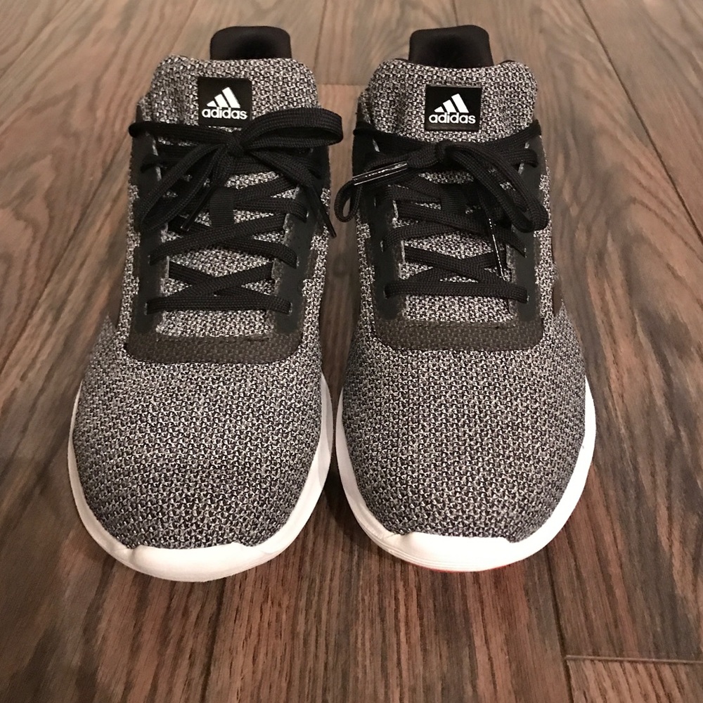 Adidas Cosmic 2