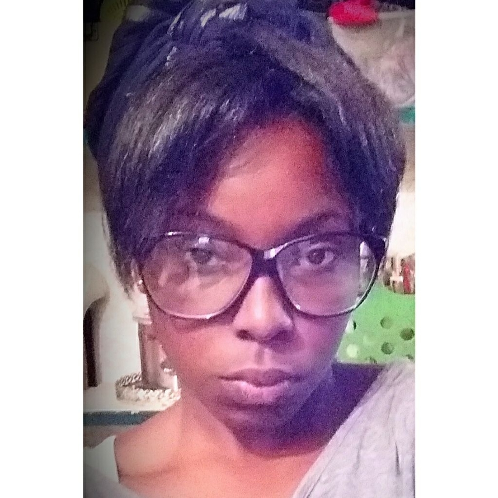 Meet your Posher, Amelia