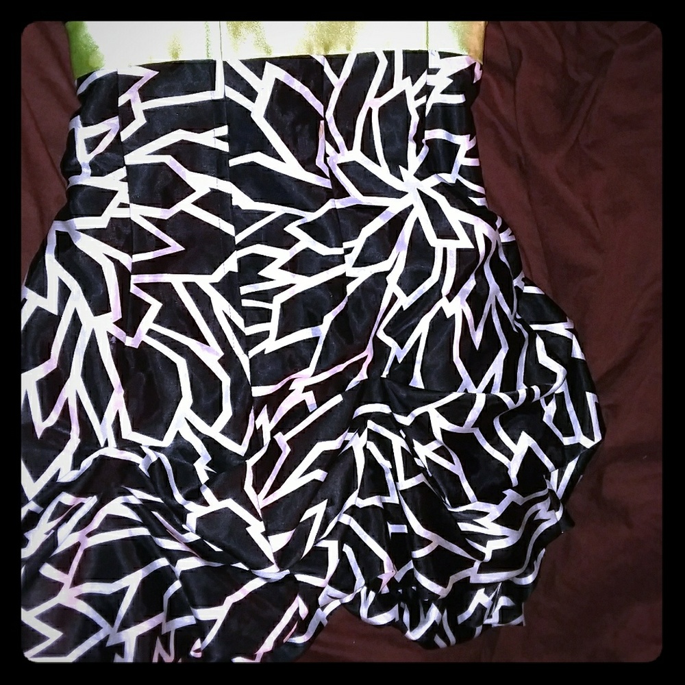 Gorgeous strapless "bubble" party dress