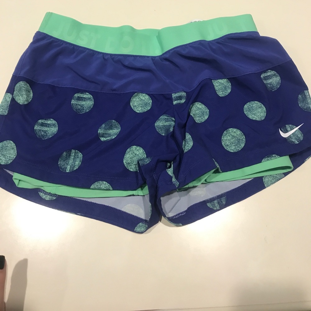 BRAND NEW. NIKE SHORTS.