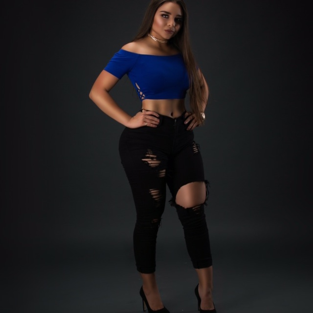 Blue crop top