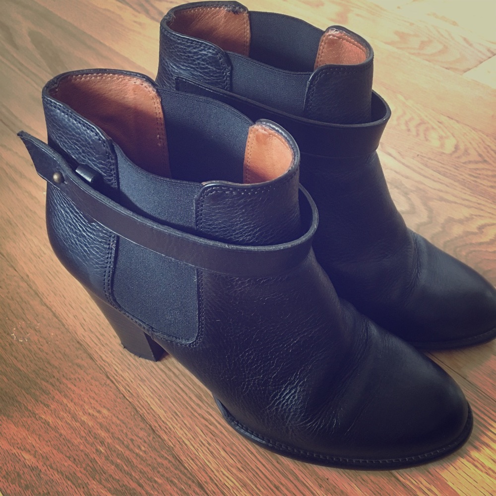 Madewell Black Leather Ankle Boots Size 9