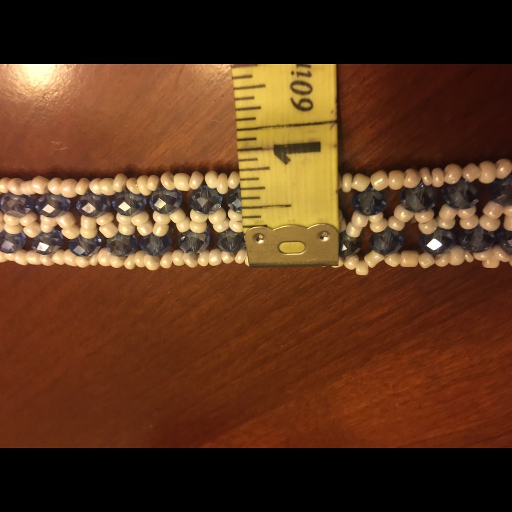 “Simply Elegant” Handmade beaded choker & earrings - Picture 7 of 8
