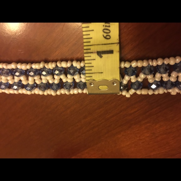 “Simply Elegant” Handmade beaded choker & earrings - Picture 7 of 8