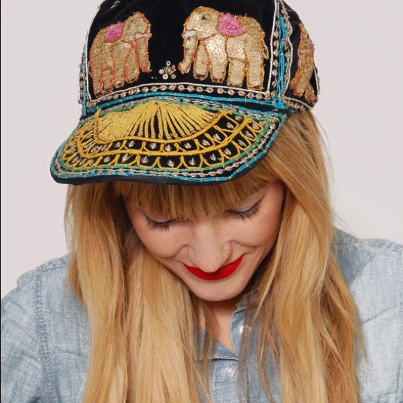 Festival Hat - Picture 2 of 3