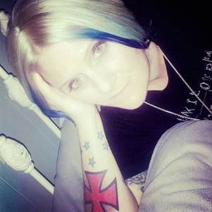 Meet your Posher, Heidi-henry