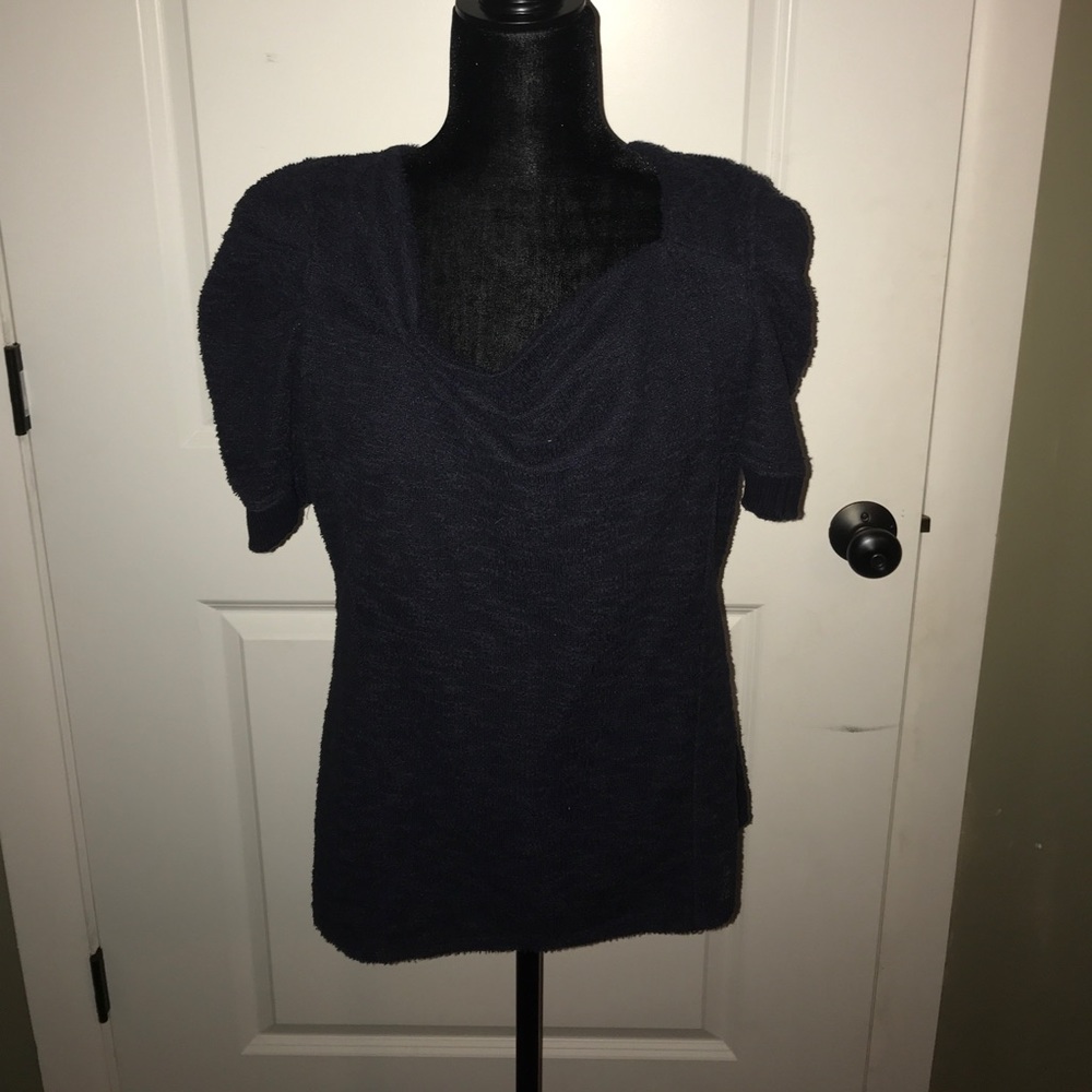 Navy top