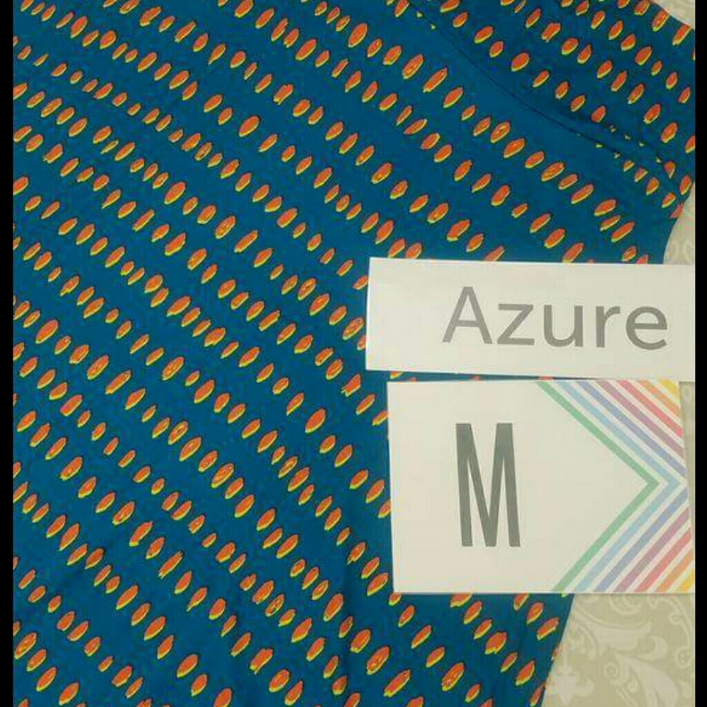 NEW LULAROE AZURE SKIRT MEDIUM 8-12