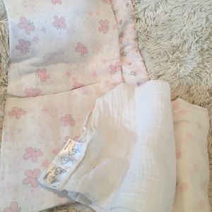 Swaddle Designs