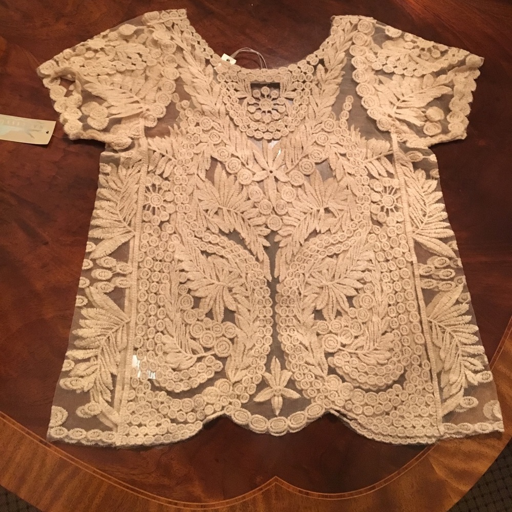 Ya Los Angeles Lace Top - Picture 6 of 6
