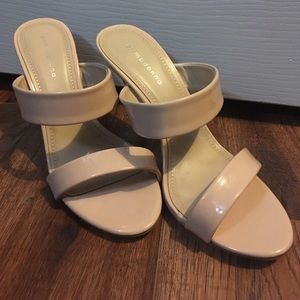 Pink / nude heel shoes