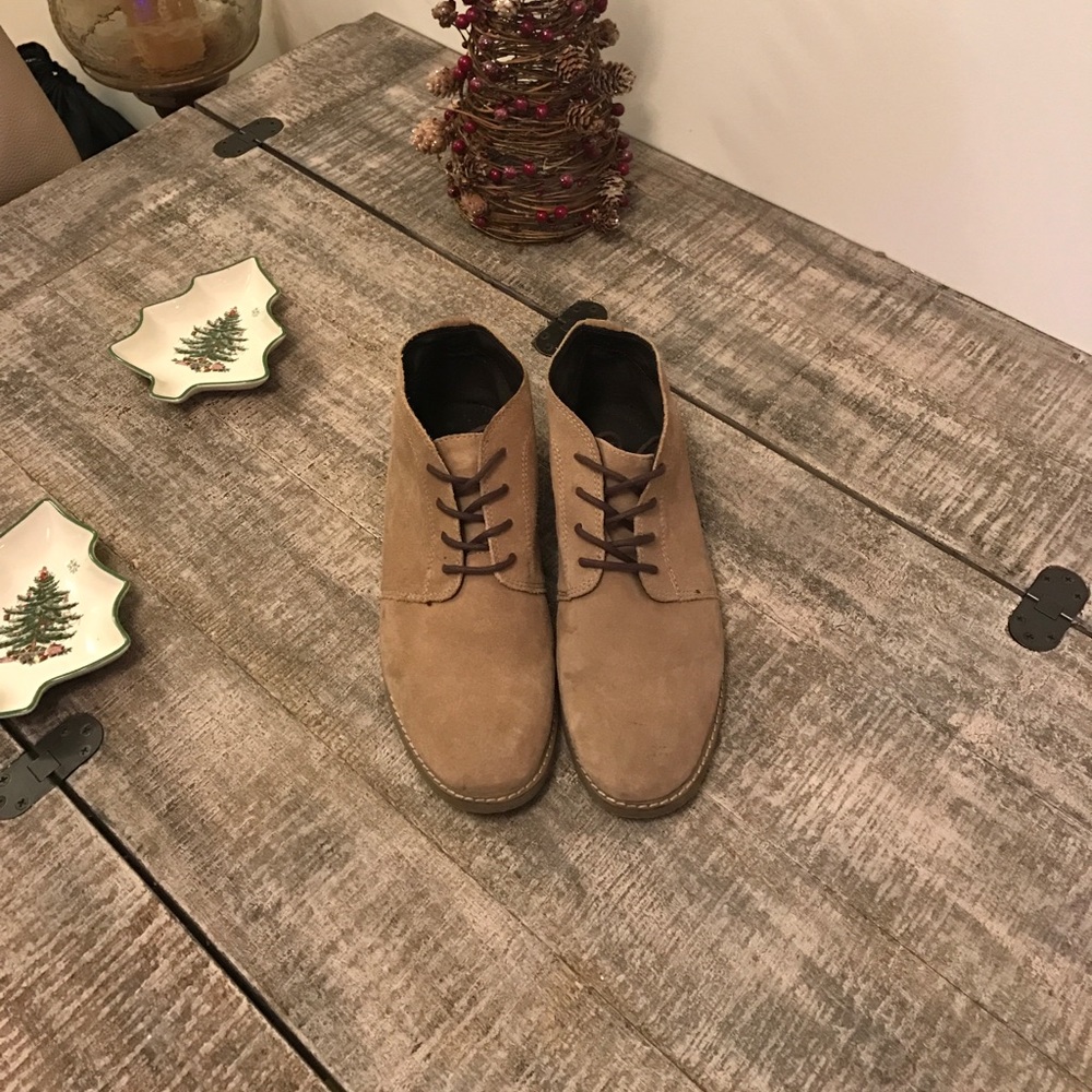 Laced loafers