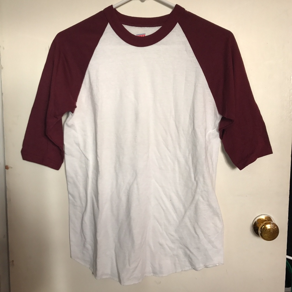 🚨2 for $10 🚨 Kid's Raglan Tee
