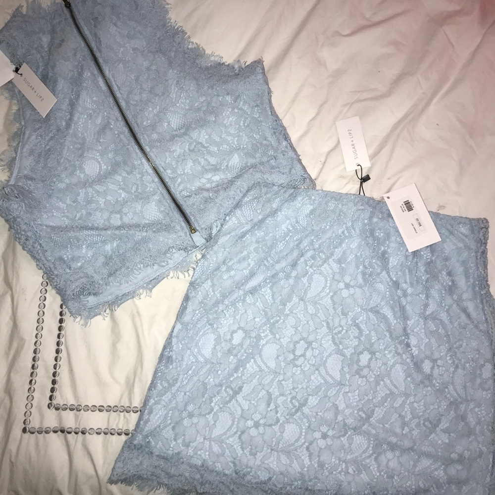 Lace top TOP ONLY - Picture 4 of 7