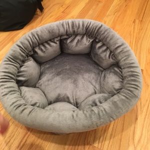 Cat bed