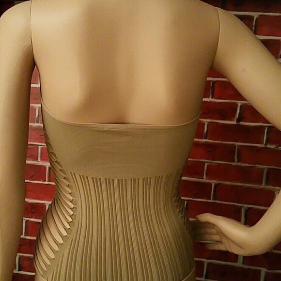 ⭐️Discount Shipping⭐️ Seamless Tube Top - Picture 2 of 3