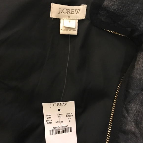 (SOLD) J. Crew excursion vest NWT - Picture 4 of 5