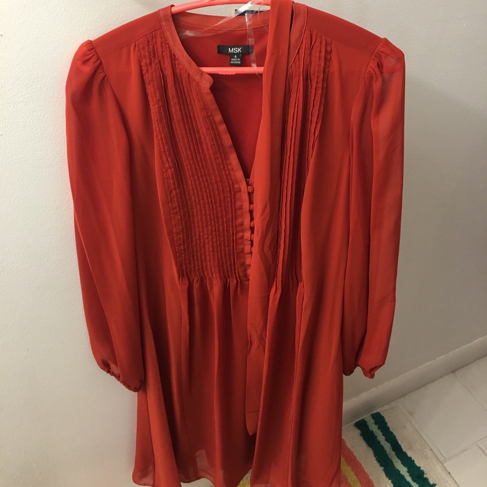 Cute dress with tags