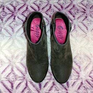 Super Cute Gray Zip Ankle Booties