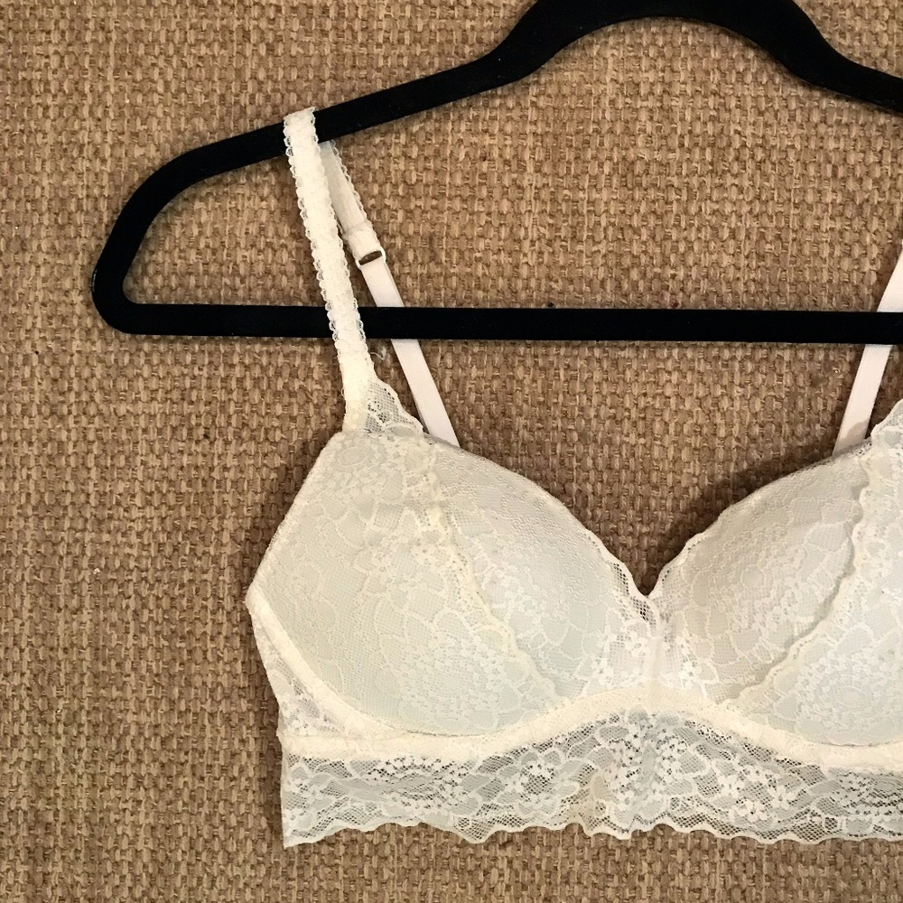 VS PINK Medallion Lace Push Up Bralette