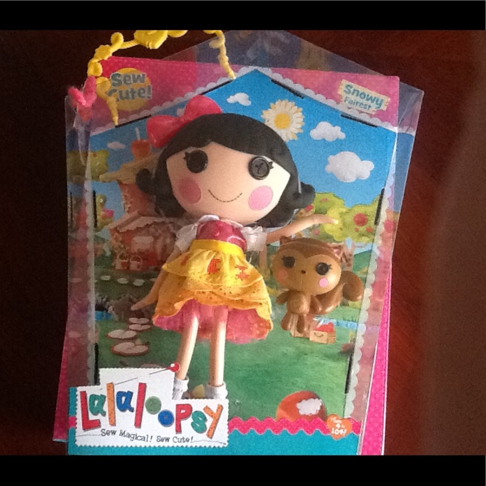 🎉🎉New IN BOX- lalalopssy toy🎉🎉