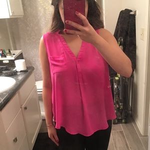 Hot pink high low top