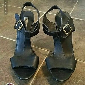 Steve Madden Black Wedges