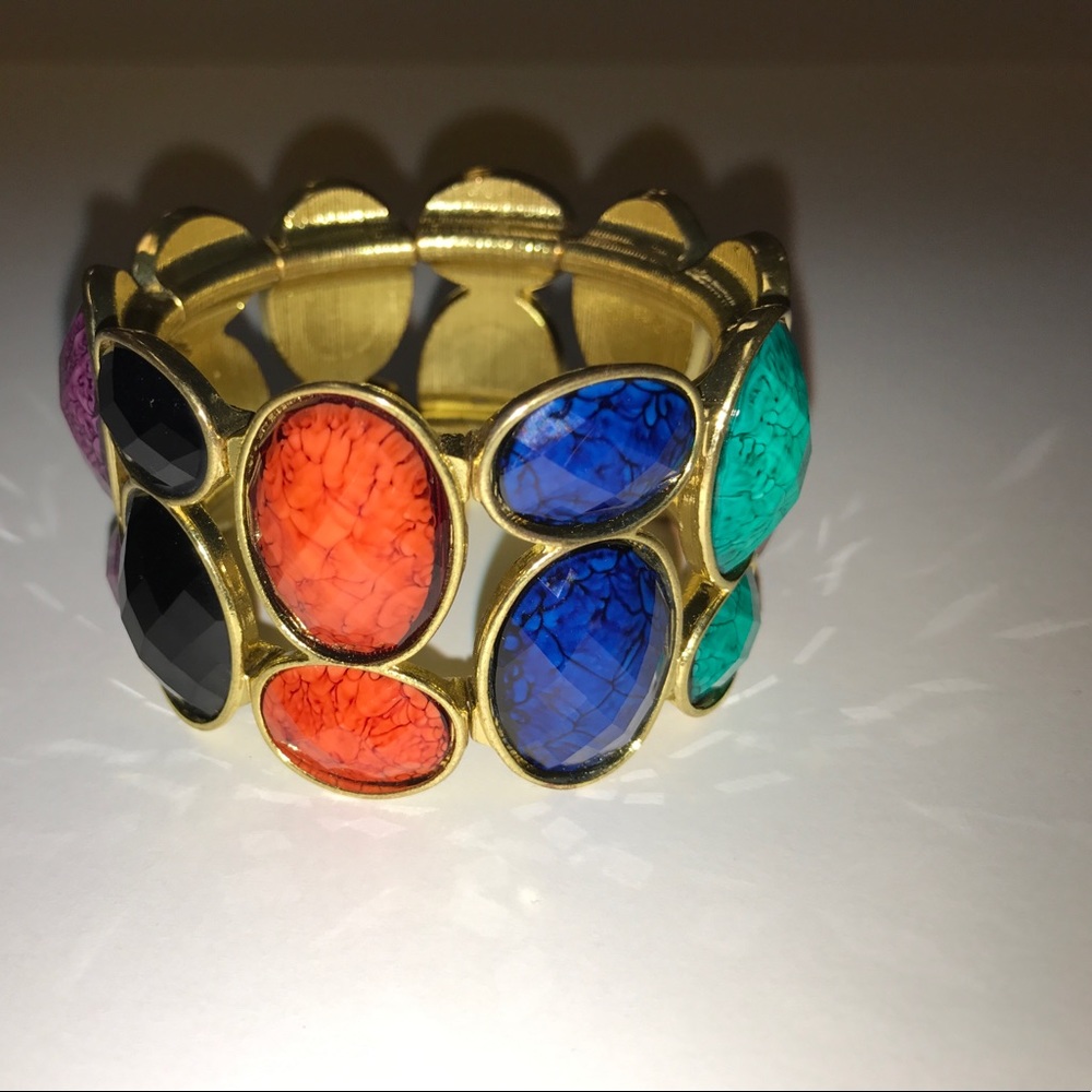 Colorful gold bangle
