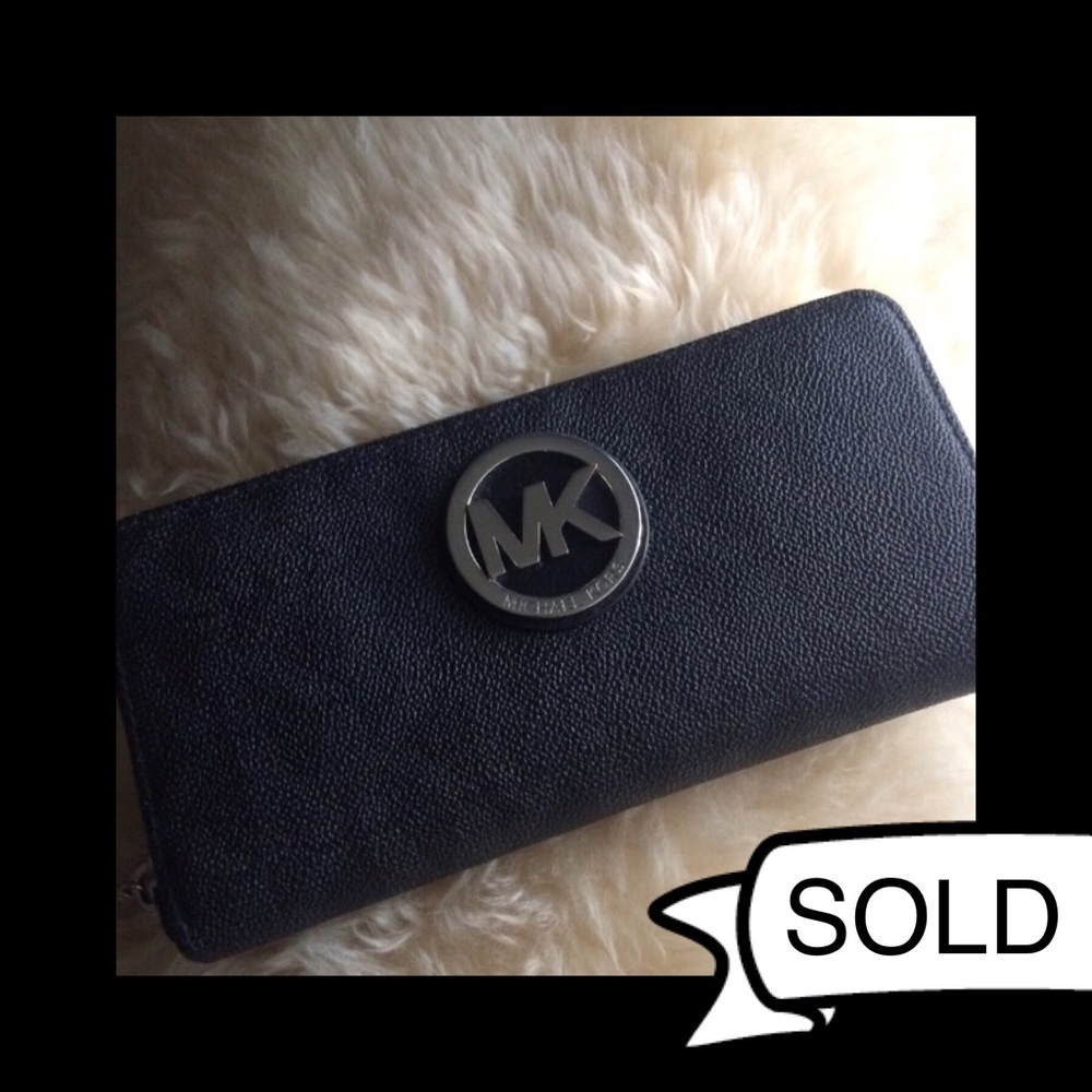 🖤 Michael Kors Jet Set ZIP Around Wallet 🖤