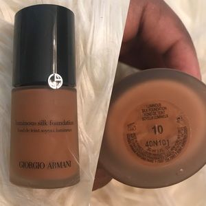 Giorgio Armani Luminous Silk Foundation