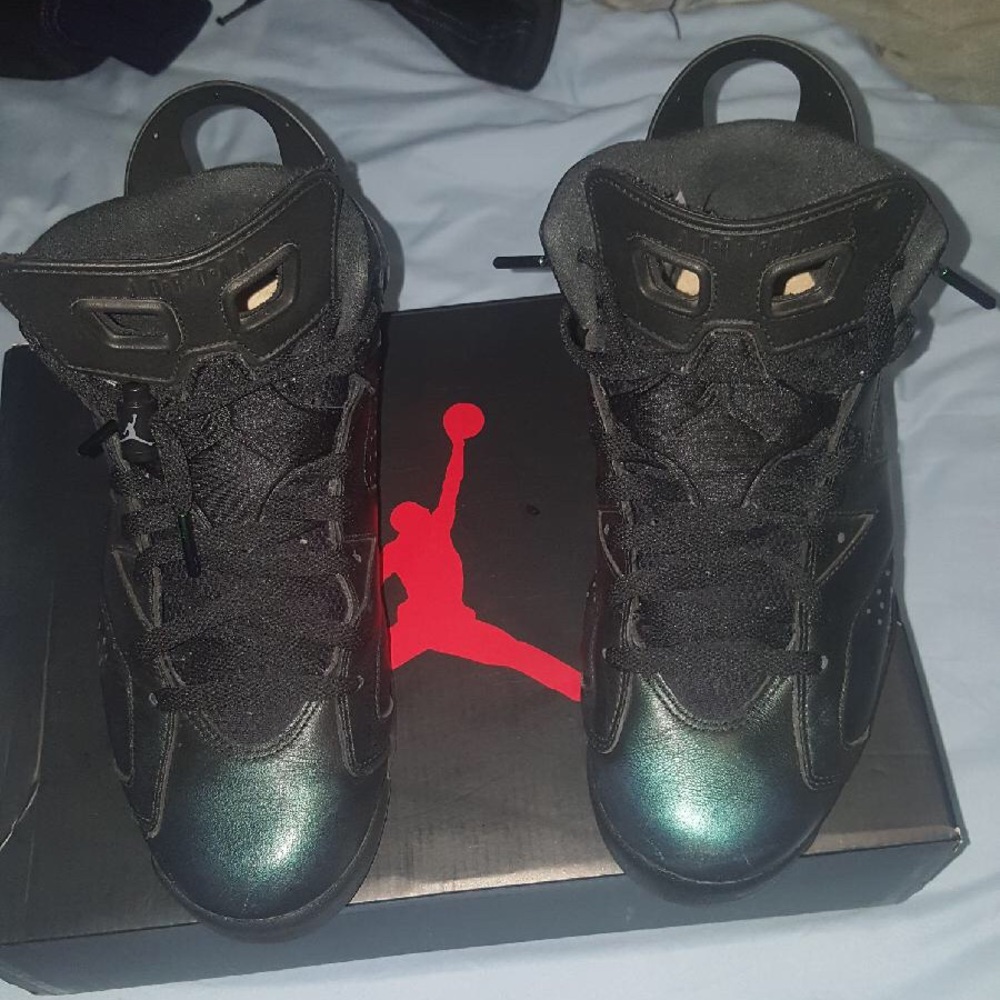 JORDAN 6’s