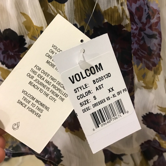 NWT Volcom canyon call floral print dress - Picture 6 of 8