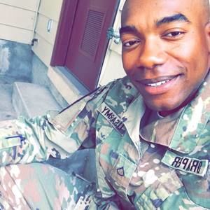 Meet your Posher, Davelle