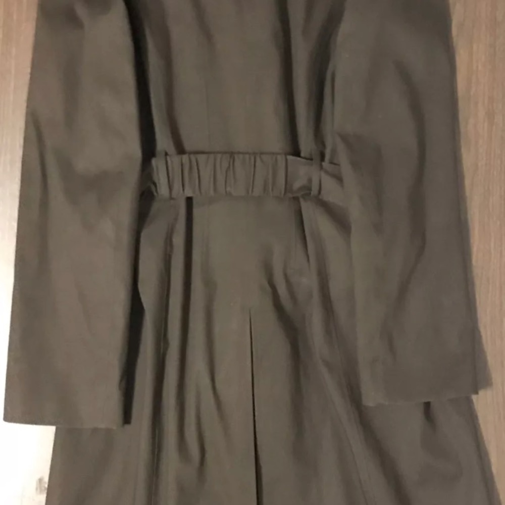 Eli’s Tahari Leather Trench Coat w/ Belt Sz 8 - Picture 6 of 8