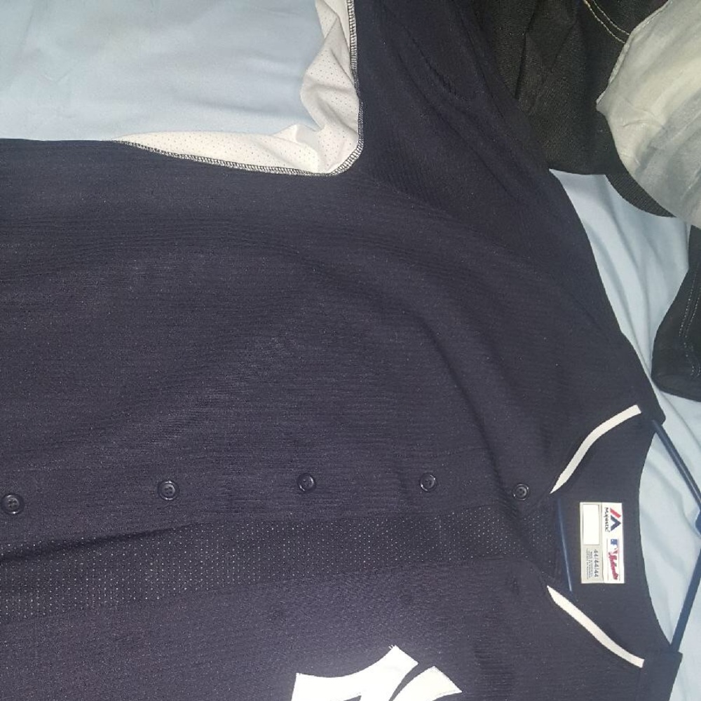 Men’s Yankee OFFICIAL MAJESTIC JERSEY