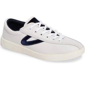 Tretorn - Classic Sneakers w/ Blue Logo