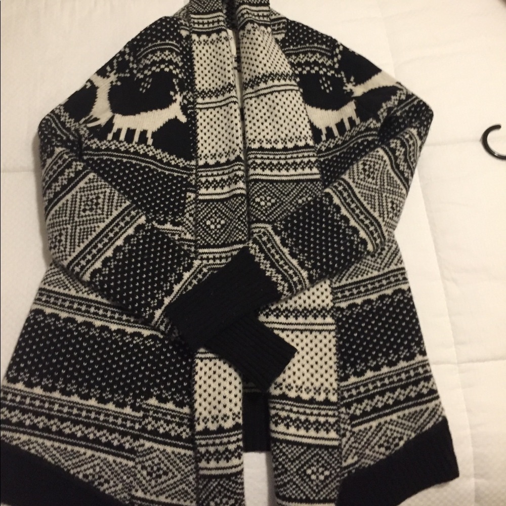 Black and white wool cardigan